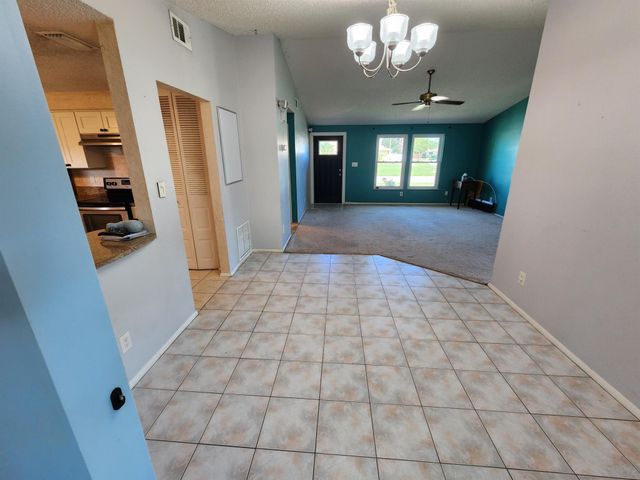 3789 Beresford Road E, West Palm Beach, FL 33417