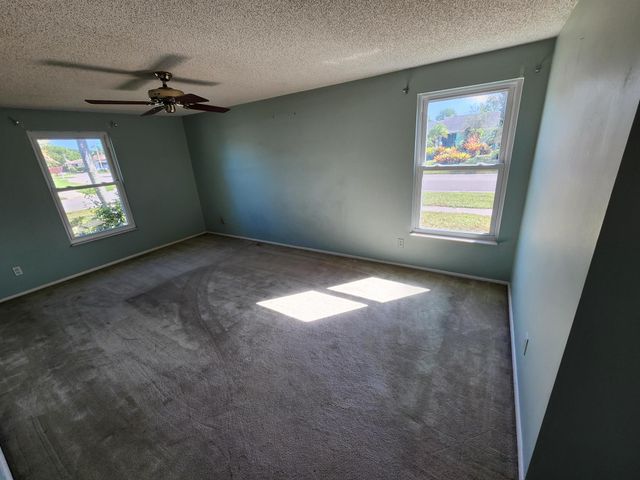 3789 Beresford Road E, West Palm Beach, FL 33417
