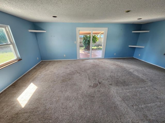 3789 Beresford Road E, West Palm Beach, FL 33417