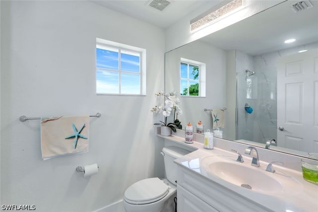 22660 Fairlawn CT, Estero, FL 34135