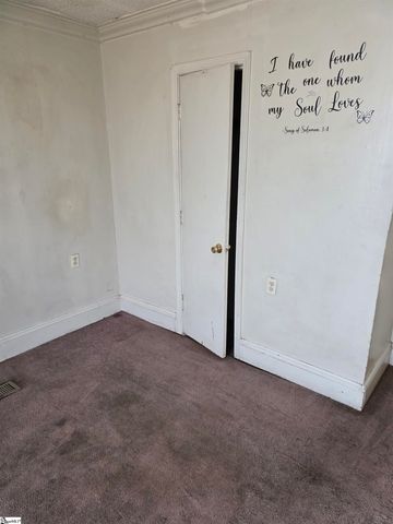 12 Scott Drive, Greenville, SC 29611