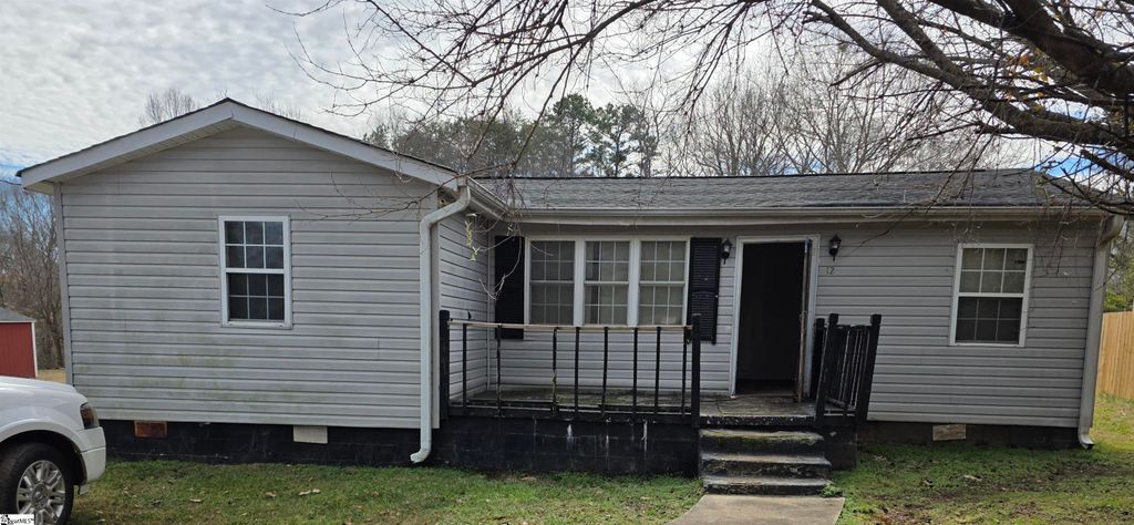 12 Scott Drive, Greenville, SC 29611