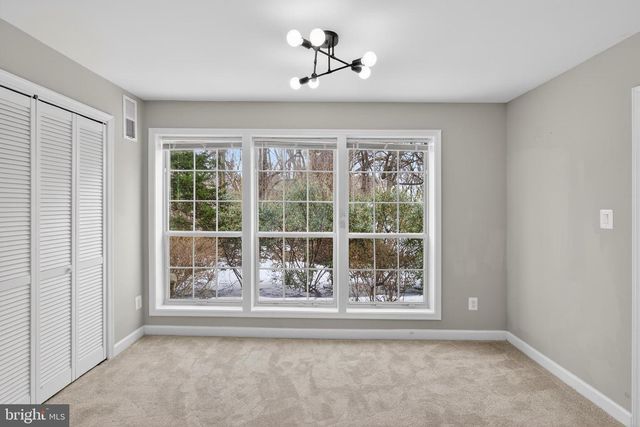 10114 OAKTON TERRACE RD, Oakton, VA 22124