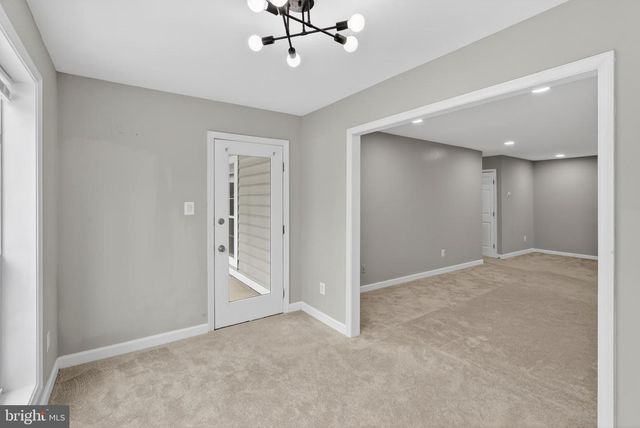 10114 OAKTON TERRACE RD, Oakton, VA 22124