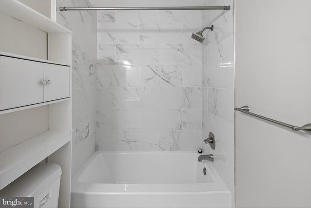 10114 OAKTON TERRACE RD, Oakton, VA 22124