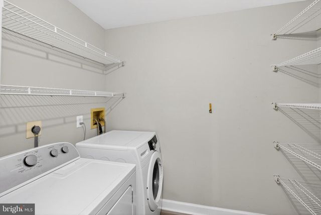 10114 OAKTON TERRACE RD, Oakton, VA 22124