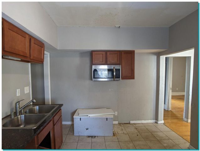 1931 S 59th STREET, West Allis, WI 53219