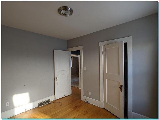 1931 S 59th STREET, West Allis, WI 53219