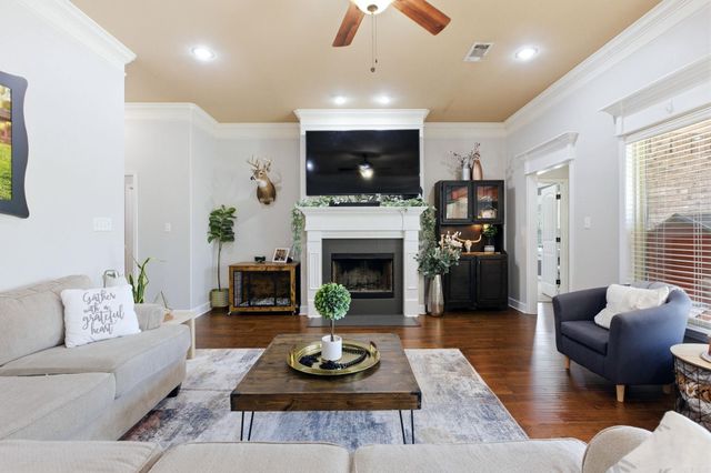 6088 Castle Rock Drive, Benton, AR 72019