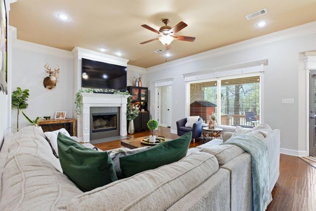 6088 Castle Rock Drive, Benton, AR 72019