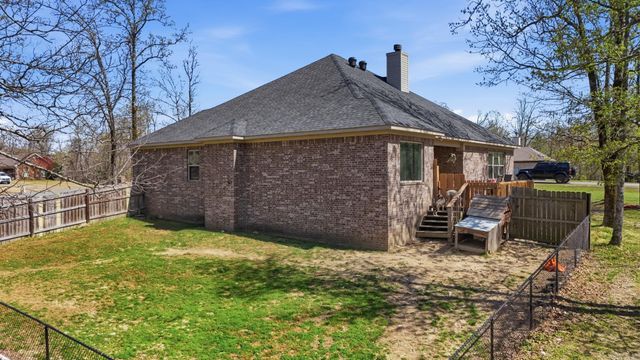 6088 Castle Rock Drive, Benton, AR 72019