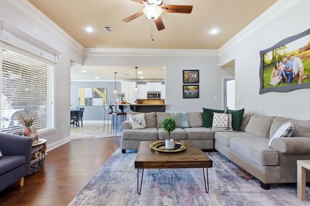 6088 Castle Rock Drive, Benton, AR 72019