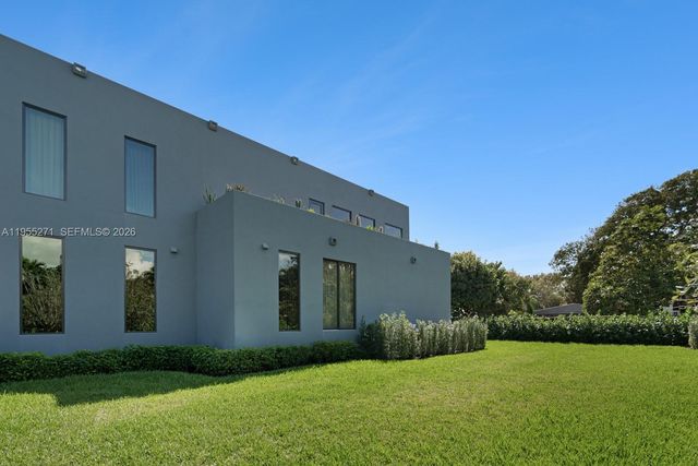 5900 SW 129th Ter, Pinecrest, FL 33156