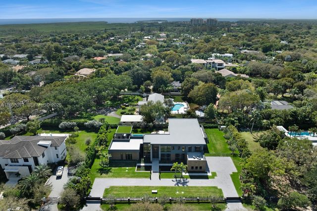 5900 SW 129th Ter, Pinecrest, FL 33156