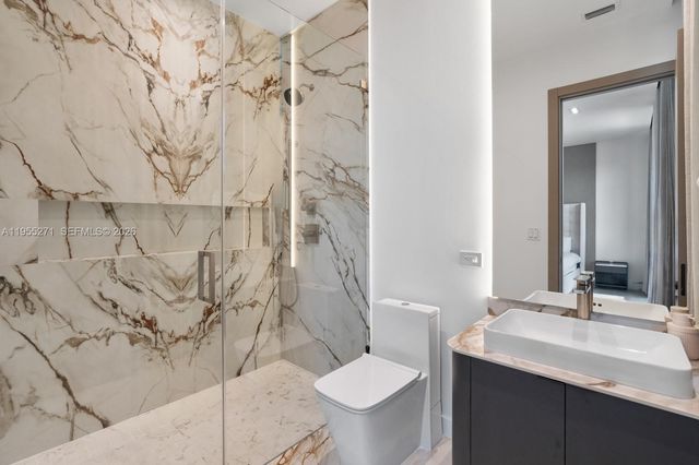 5900 SW 129th Ter, Pinecrest, FL 33156