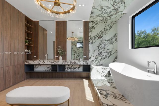 5900 SW 129th Ter, Pinecrest, FL 33156