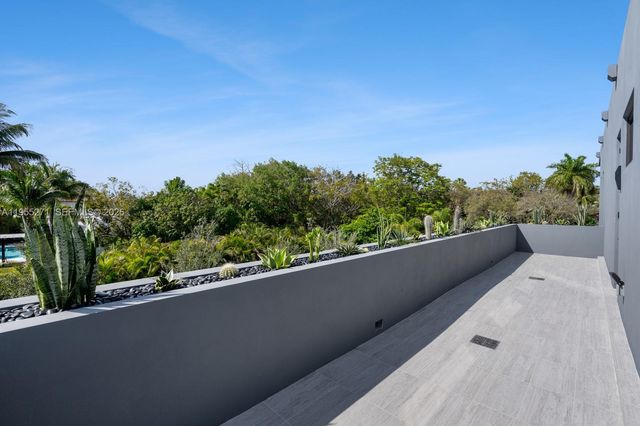 5900 SW 129th Ter, Pinecrest, FL 33156