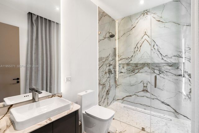 5900 SW 129th Ter, Pinecrest, FL 33156