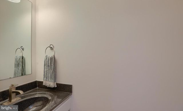 1147 CASPIAN DR, York, PA 17404