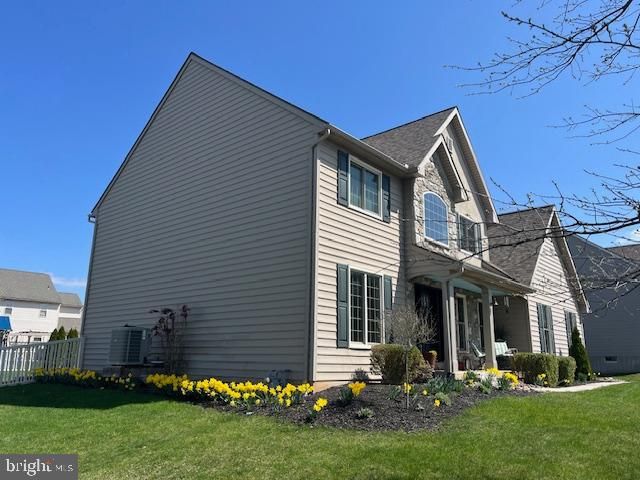 1147 CASPIAN DR, York, PA 17404