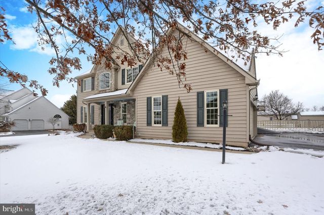 1147 CASPIAN DR, York, PA 17404