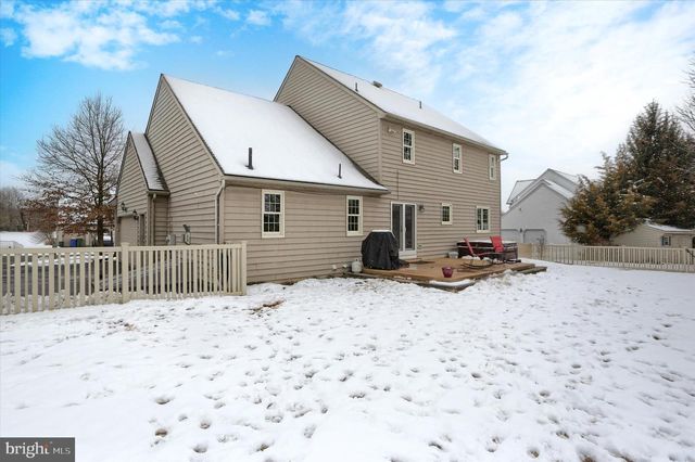 1147 CASPIAN DR, York, PA 17404