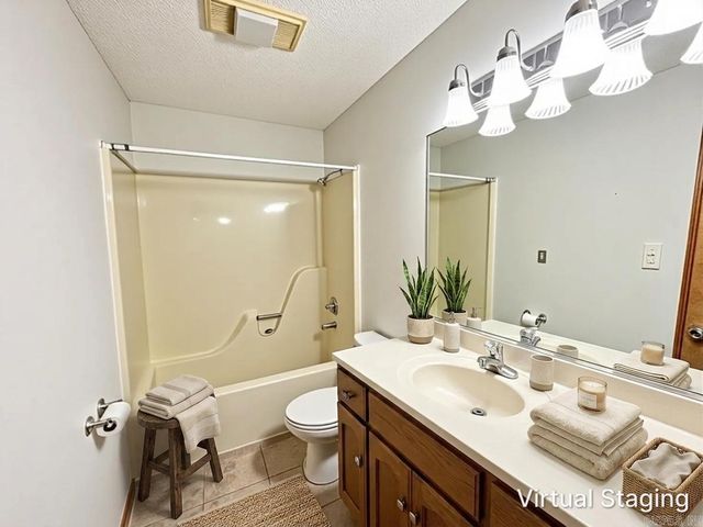3610 Oak Vista Drive, Jonesboro, AR 72405