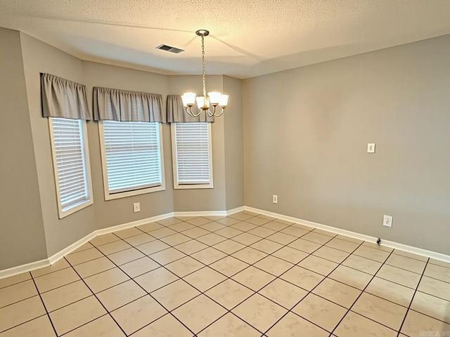 3610 Oak Vista Drive, Jonesboro, AR 72405