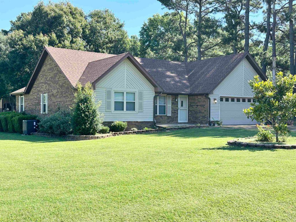 3610 Oak Vista Drive, Jonesboro, AR 72405