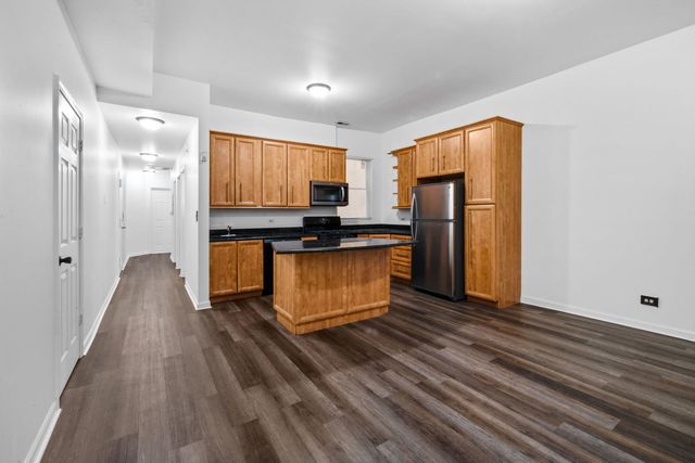 4254 S Cottage Grove Avenue 2S, Chicago, IL 60637