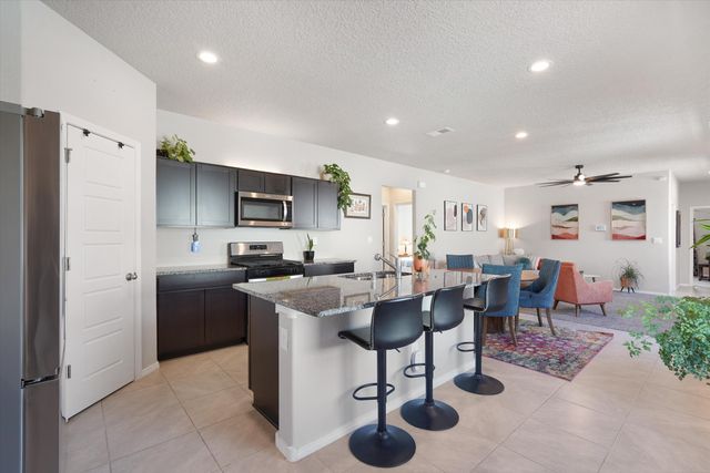 10708 Sabino Loop SW, Albuquerque, NM 87121