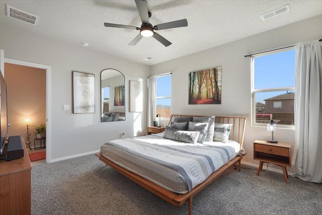 10708 Sabino Loop SW, Albuquerque, NM 87121