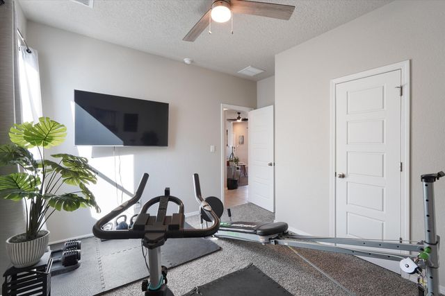 10708 Sabino Loop SW, Albuquerque, NM 87121