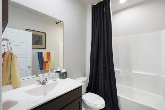 10708 Sabino Loop SW, Albuquerque, NM 87121