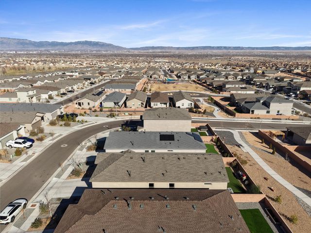 10708 Sabino Loop SW, Albuquerque, NM 87121