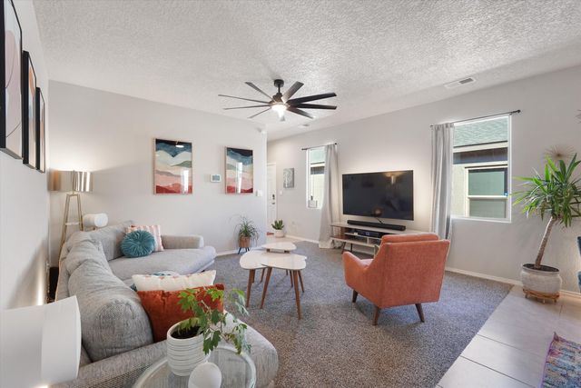 10708 Sabino Loop SW, Albuquerque, NM 87121