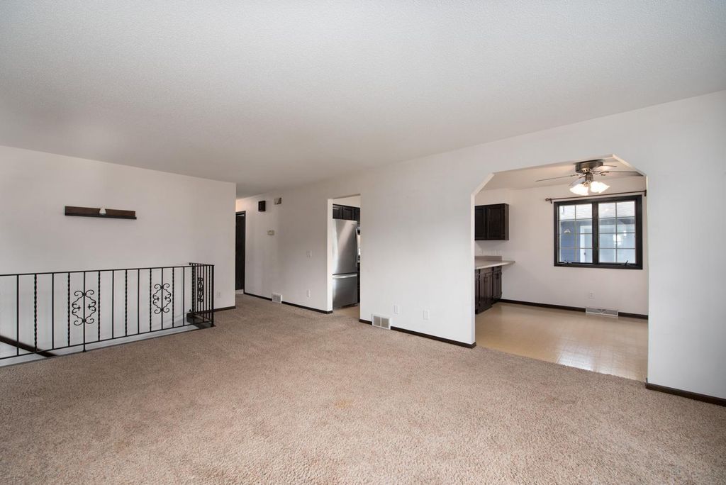 2208 Marwood Drive, Mankato, MN 56001 — photo 3