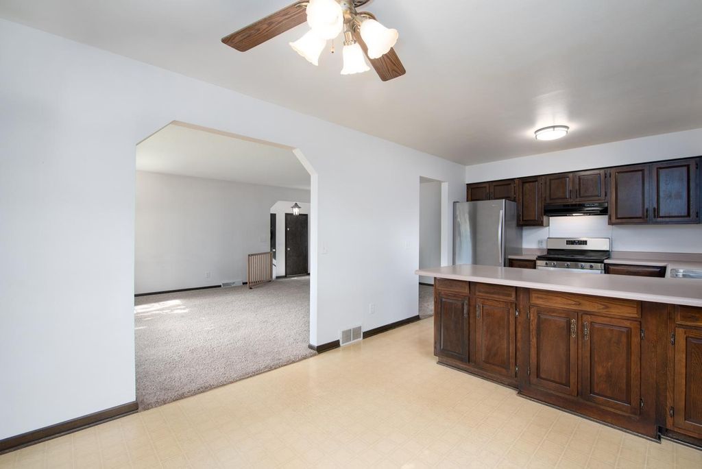2208 Marwood Drive, Mankato, MN 56001 — photo 5