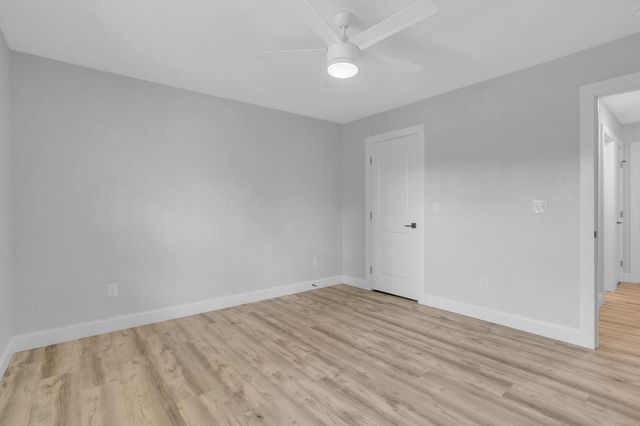 27 Carriage Drive, Greer, SC 29651