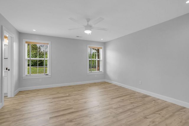 27 Carriage Drive, Greer, SC 29651