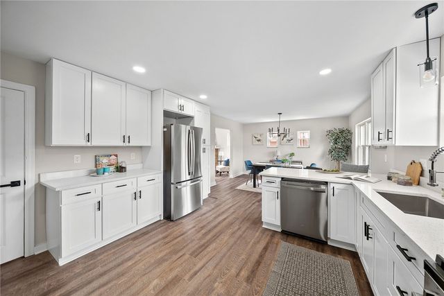 419 Macarthur St, Stowe Twp, PA 15136