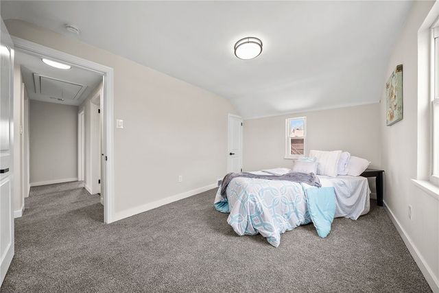 419 Macarthur St, Stowe Twp, PA 15136