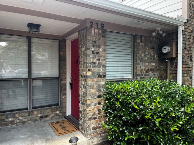 219 Mccarley Place, Mckinney, TX 75071