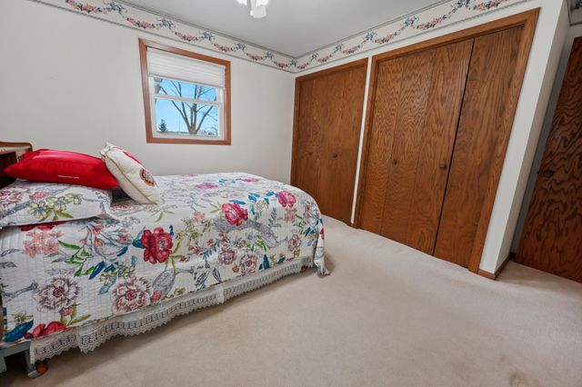635 Edgemont Drive NE, Saint Cloud, MN 56304