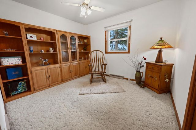 635 Edgemont Drive NE, Saint Cloud, MN 56304
