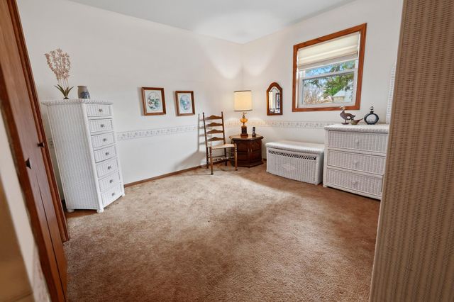 635 Edgemont Drive NE, Saint Cloud, MN 56304