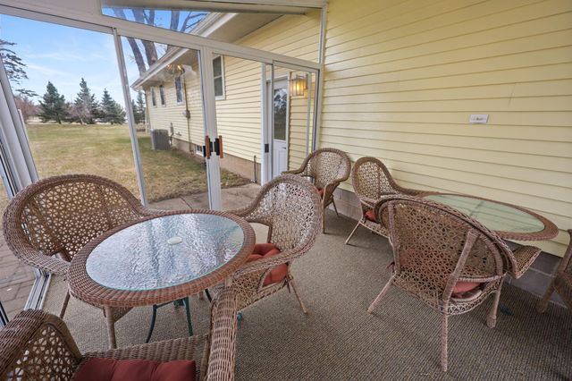 635 Edgemont Drive NE, Saint Cloud, MN 56304