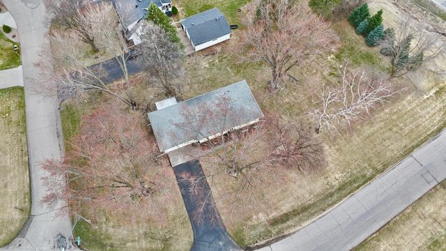 635 Edgemont Drive NE, Saint Cloud, MN 56304