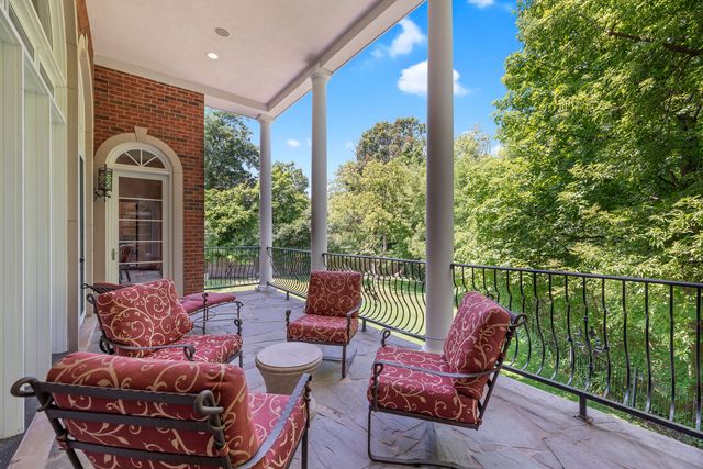 493 Hazel Avenue, Highland Park, IL 60035