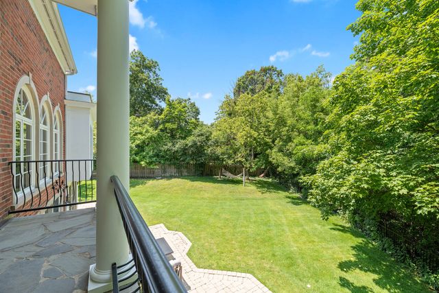 493 Hazel Avenue, Highland Park, IL 60035